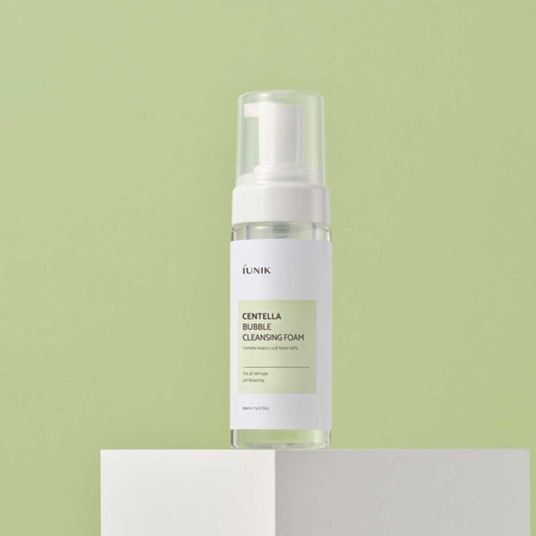 iUNIK Centella Bubble Cleansing Foam 150ml - Image 2